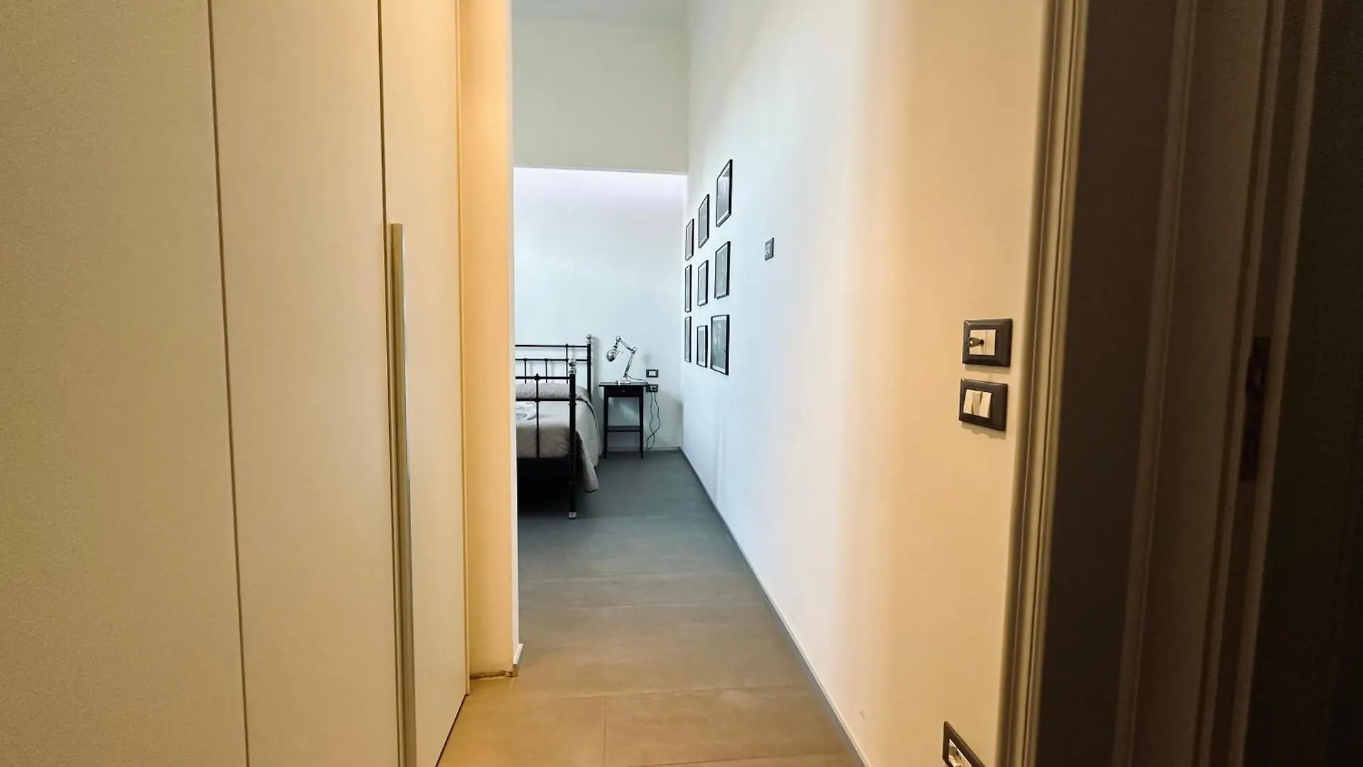 Indipendenza 24 Bed & Breakfast Bologna Italy